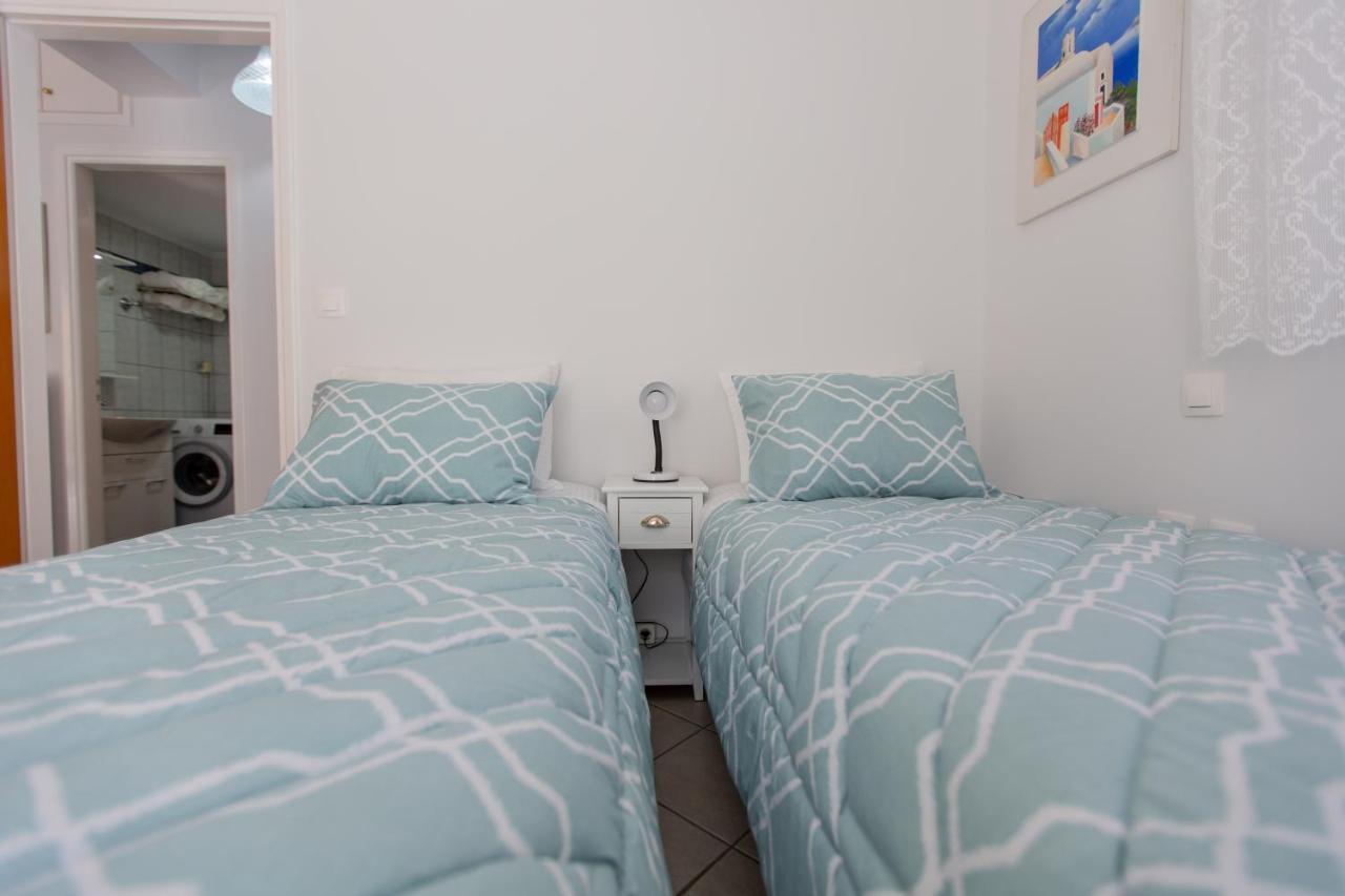 Poly'S Charming Home - City Center & Near The Beach 2Bedroom Apartment نافبكْتوس المظهر الخارجي الصورة