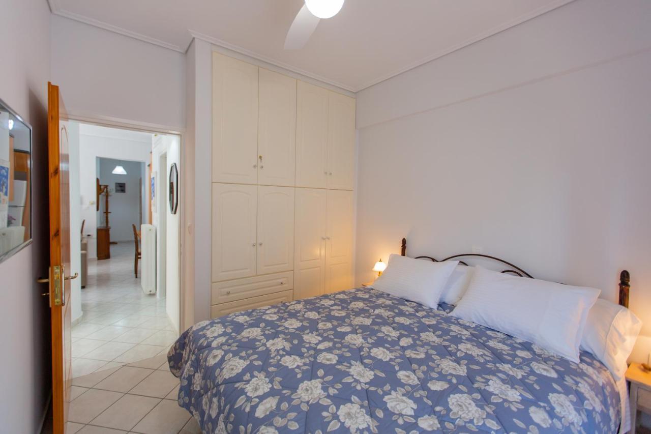 Poly'S Charming Home - City Center & Near The Beach 2Bedroom Apartment نافبكْتوس المظهر الخارجي الصورة